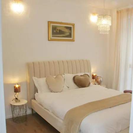 Via Mille House - New Trilocale - Centro Apartmán Riccione
