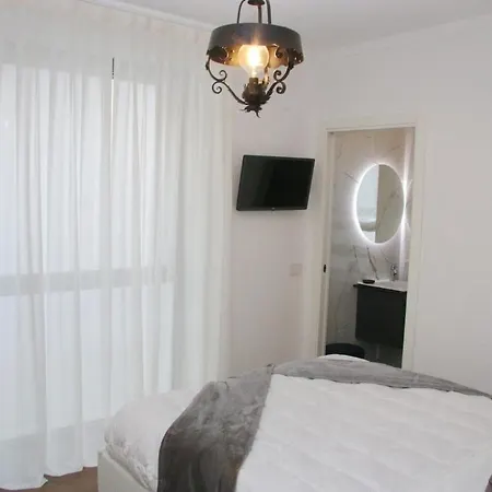 Apartment Via Mille House - New Trilocale - Centro Riccione